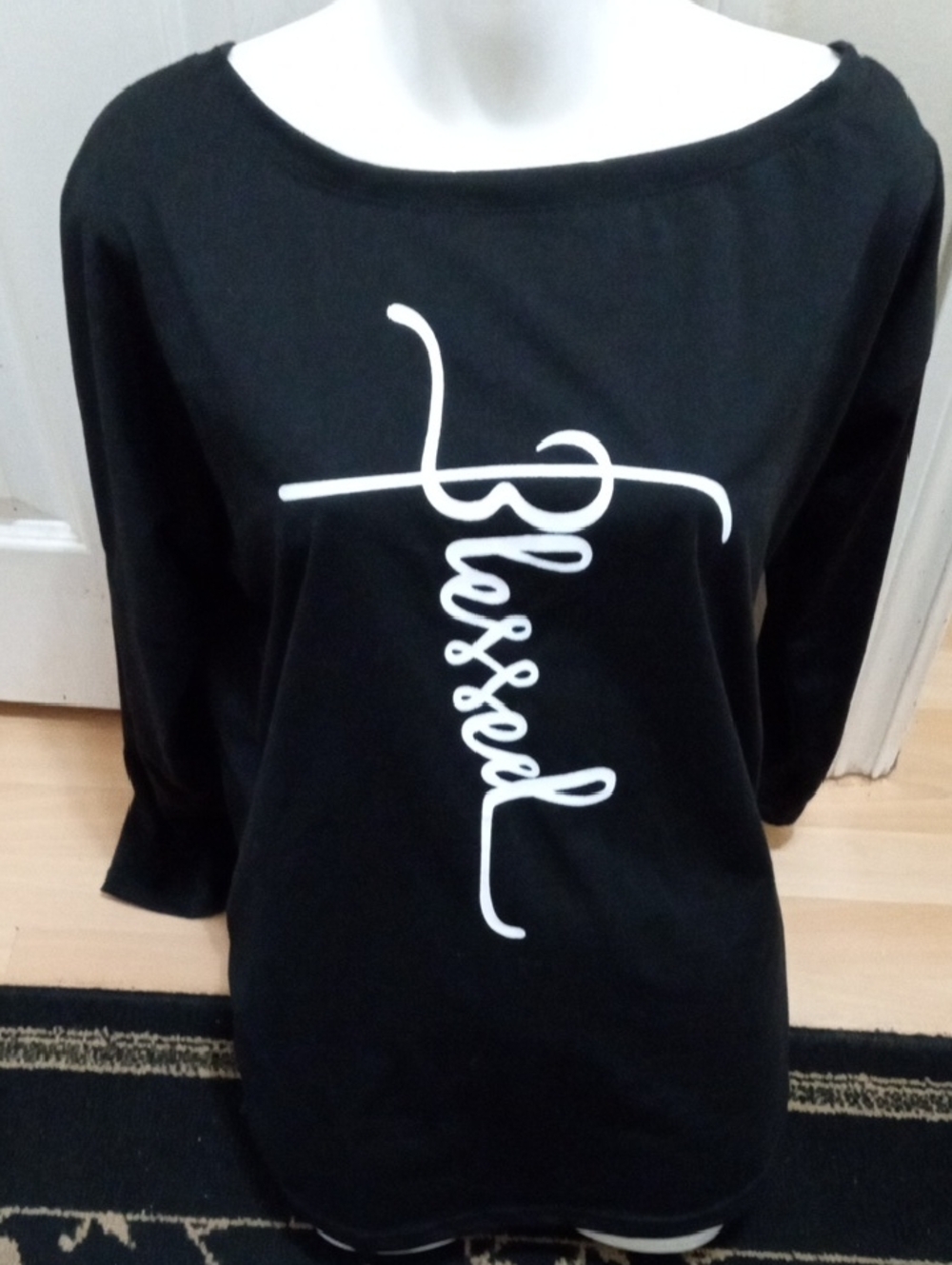 Source Unknown Black Boatneck Long-Sleeve Top with White Script